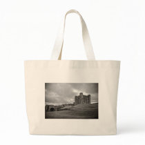 Bamburgh Castle England Canvas Bags