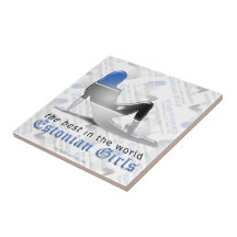 Bandera estonia de la silueta del chica teja cerámica