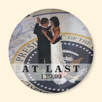 Barack and Michelle Obama Dancing at Inaugural Bal magnets