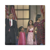 Barak Obama family wave at the last night of Fridge Magnets