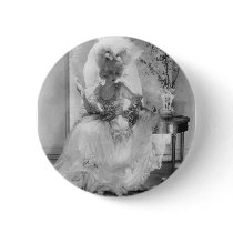Baroness in Wedding Dress Buttons
