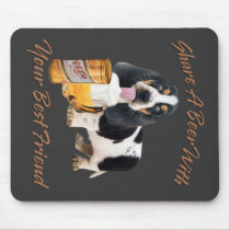 Basset Drinking a beer mousepads