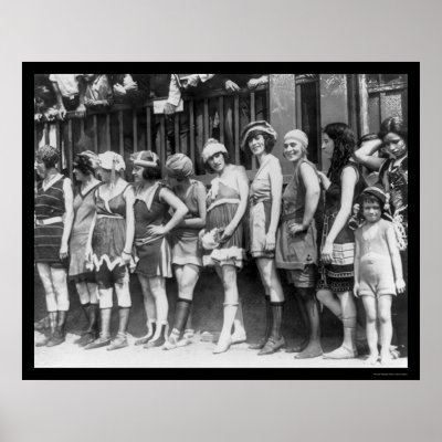 Women Fashions  1920s on Women  Voting  Flappers
