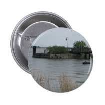 Bay buttons
