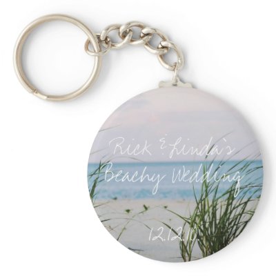 Beachy Wedding - Keychain momento by ArtByLindaLou