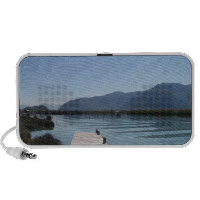 Beautiful River iPod Speakers