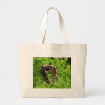 Beauty in flight canvas bag