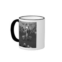 Beginning of a Cock Fight in Puerto Rico Mug