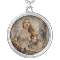 «Belladonna's Chamber» Necklace