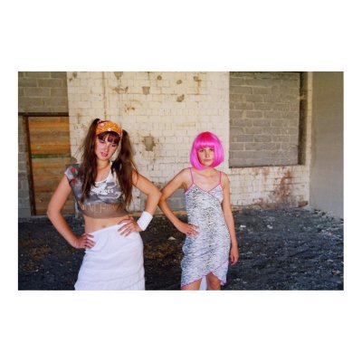 bench.tv babes print by benchtv