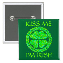 Béseme que soy trébol del día de St Patrick del ir Pin