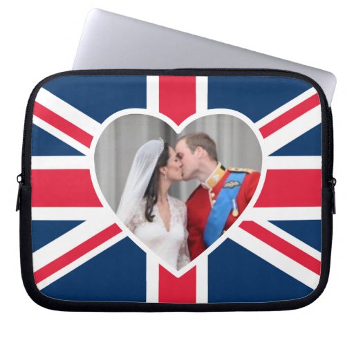 Beso real - boda de Guillermo y de Kate Fundas Portátiles