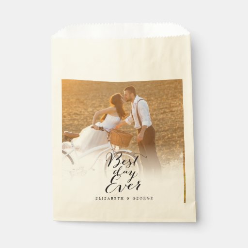 View Best Wedding Favors Ever
 PNG