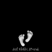Best-selling Maternity T-Shirt/Just Kickin' Around