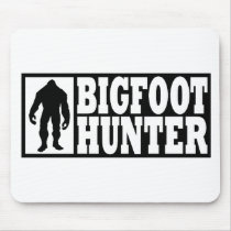 Bigfoot Hunter - Finding Bigfoot Mousepad