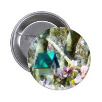 Birdhouse in Magnolia buttons
