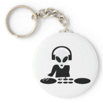 black alien turn tables dj icon key chain