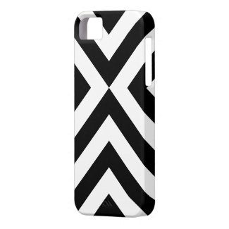 Black and White Chevrons iPhone SE/5/5S Case