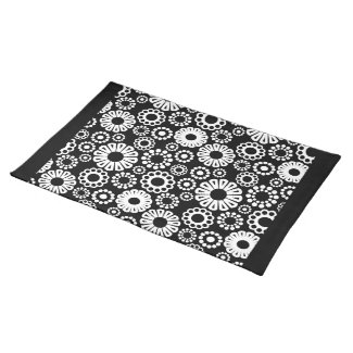 Black and white floral placemat