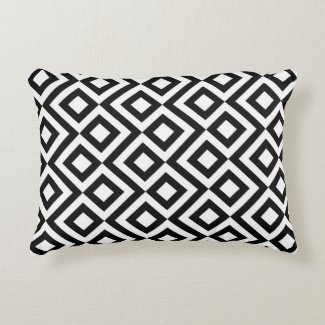 Black and White Meander Pattern