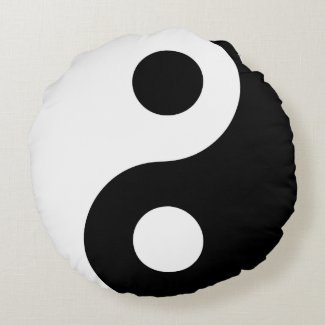 Black and White Yin Yang Round Pillow