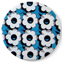 Blue and White Flower Button Pin by INTHEPRESENT Blue and White Flower Button Pin
