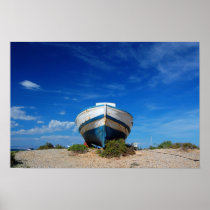 Boat on the rocks print