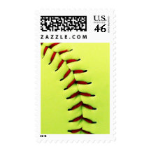 Bola amarilla del softball franqueo