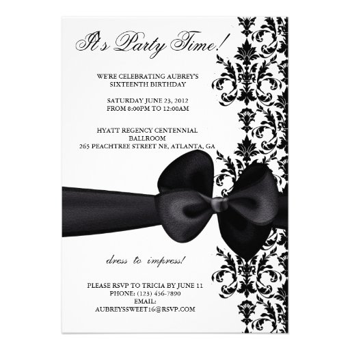 Bowed Damask Accented 5 x 7 Invite [Black]