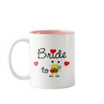 Bride to Be / HEART HAPPY BEE mugs by trendybridetees Bride to Be / HEART HAPPY BEE mugs