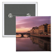 Bridges over the Arno River at sunset, Buttons
