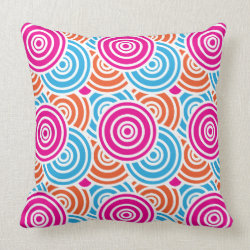 Bright Fun Layered Concentric Circles Pattern Gift Throw Pillow