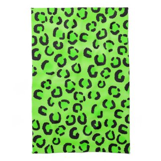 Bright Green Leopard Print Pattern. Towel