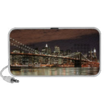 Brooklyn Bridge and Manhattan Skyline At Night Notebook Speakers