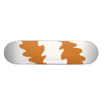 Brown Oak Leaf Design. Skateboard