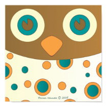 Bule-Eyed Hoot Close-Up posters