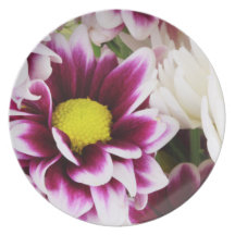 Burgandy & White Dahlia Plates