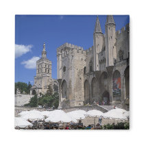 Cafe, Le Palais des Papes, Avignon, Vaucluse,