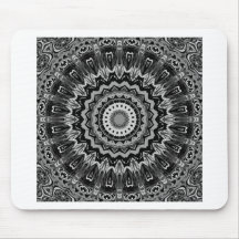 Caleidoscopio blanco y negro de la regalía alfombrillas de ratón