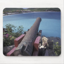 CARIBBEAN, St. Barts, Connon aiming into Bay of