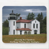 Casey LightFort Casey, Whidbey island... mousepads