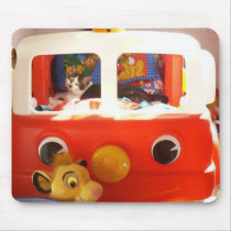 Cat Tom In Fire engine mousepads