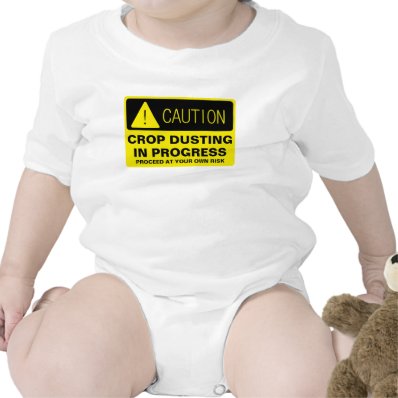 Caution! Crop Dusting in progress - funny running Baby Creeper