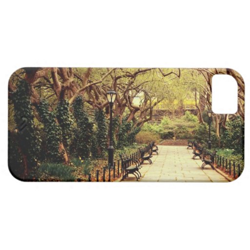 Central Park Spring Path - New York City iPhone 5 Cover