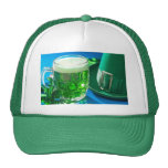 Cerveza del verde del día de St Patrick Gorras De Camionero