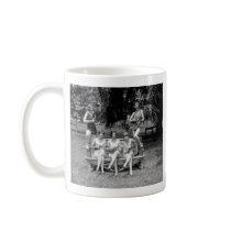 Check Out Those Ukuleles! - 1920s Mug