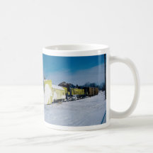 Chicago and North Western GP unit with wedge snow Mugs