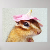 Chipmunk wears flower hat print