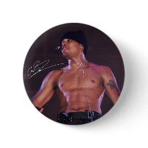 Chris Brown Button - Chris Brown Workin' it