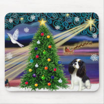 Chrisstmas Magic Cavalier King Charles (Tri) mousepads